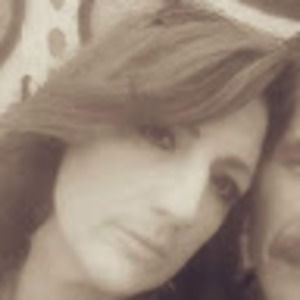 Meet your Posher, Elissia